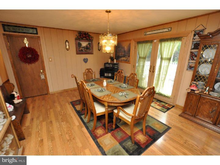 247 Oakshade Road Tabernacle, NJ 08088 - Photo 5 of 24 Dining Room