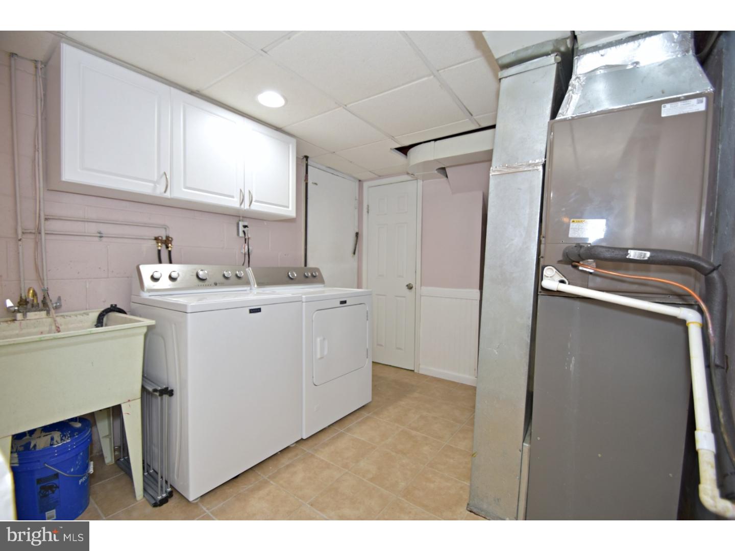 12114 Ranier Road Philadelphia, PA 19154 - Photo 21 of 25 Laundry Room