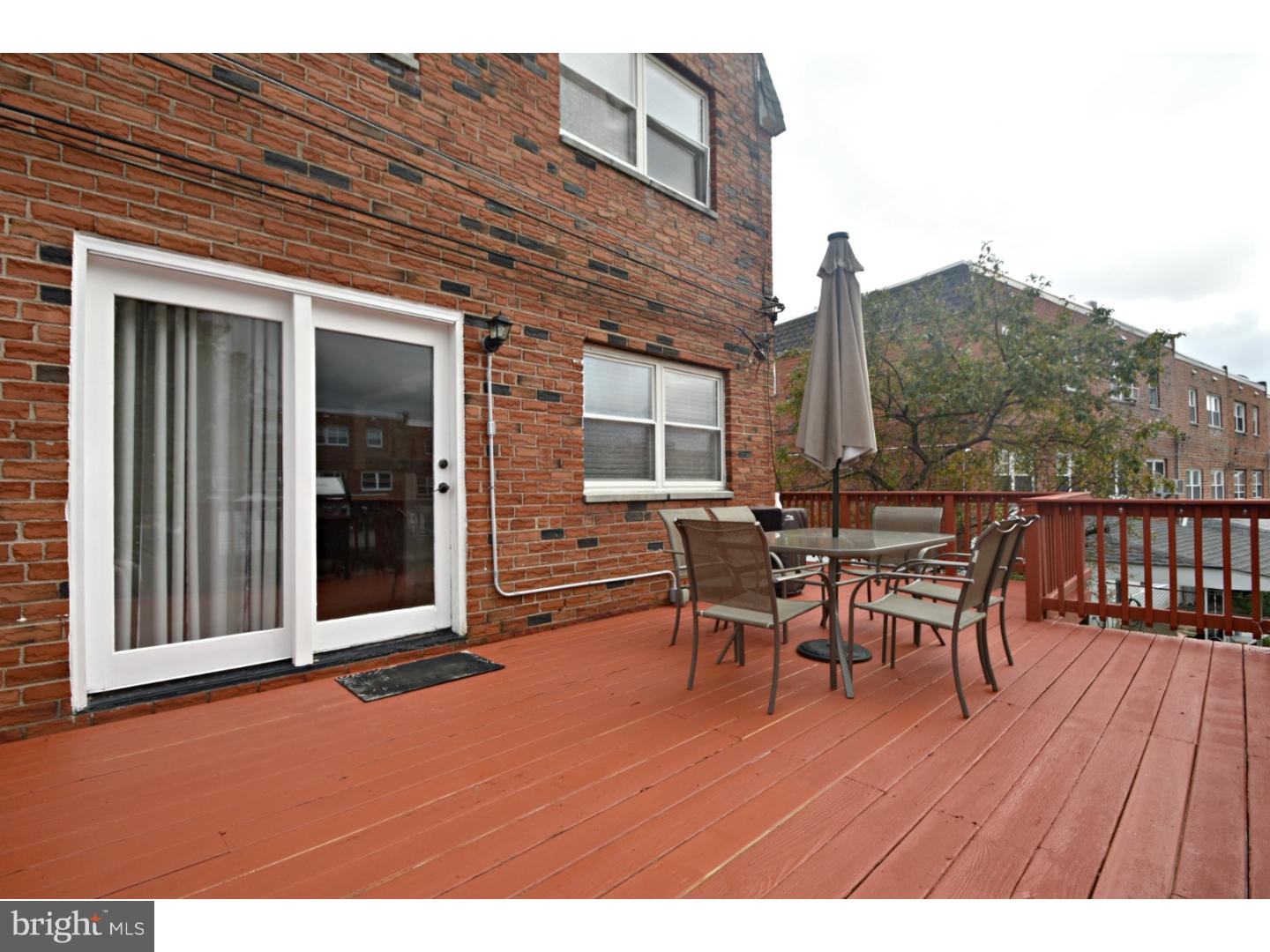 12114 Ranier Road Philadelphia, PA 19154 - Photo 22 of 25 Deck