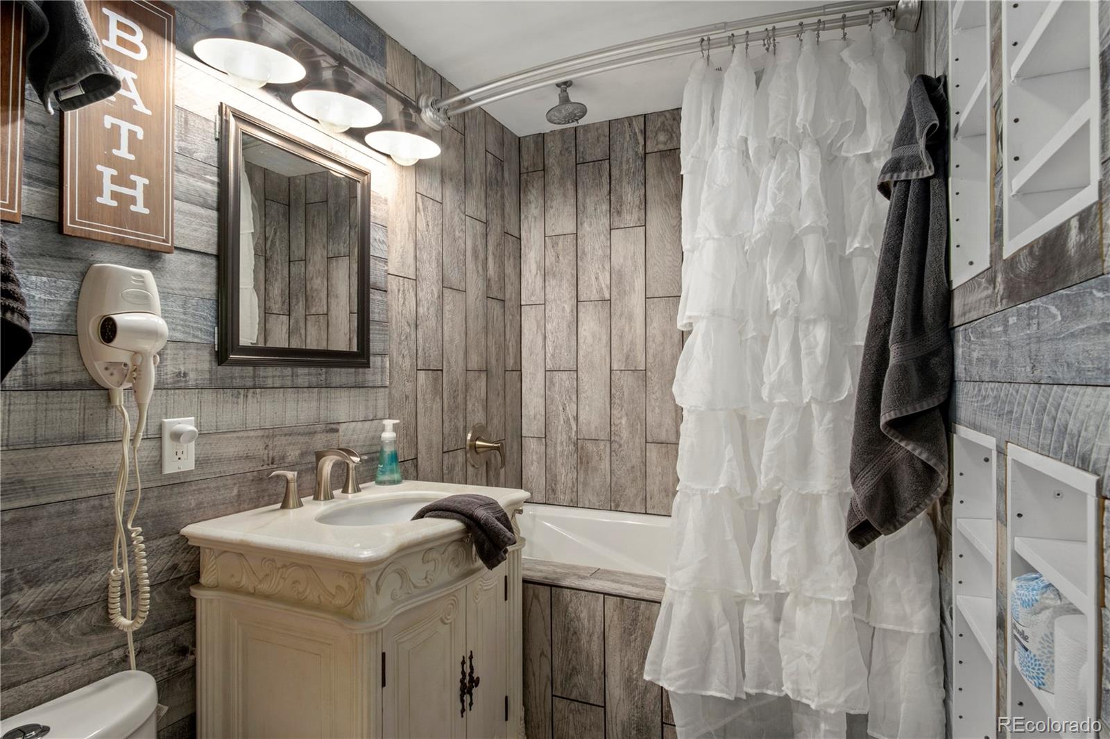 22994 Valley High Road Morrison, CO 80465 - Photo 18 of 38 Gallery Image 18