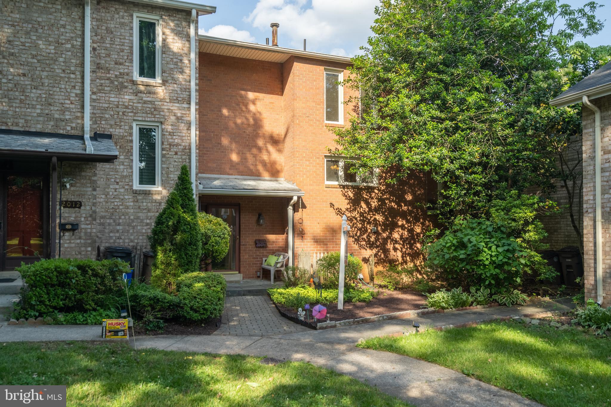 2014 Dundee Road Rockville, MD 20850 - Photo 3 of 41 Gallery Image 3