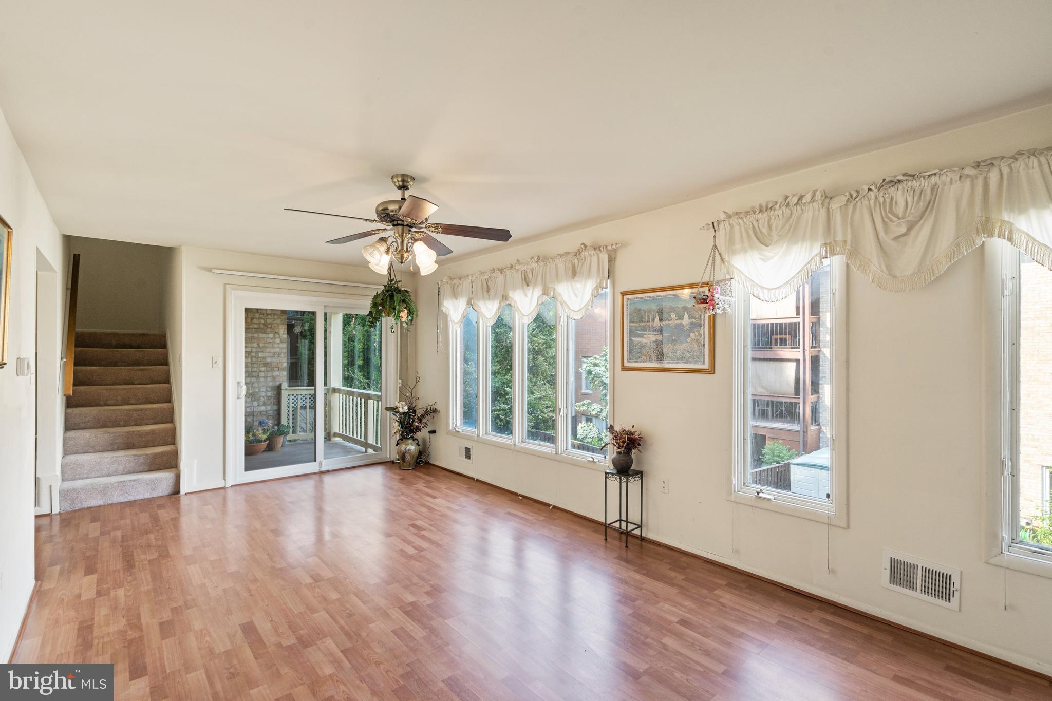 2014 Dundee Road Rockville, MD 20850 - Photo 6 of 41 Gallery Image 6