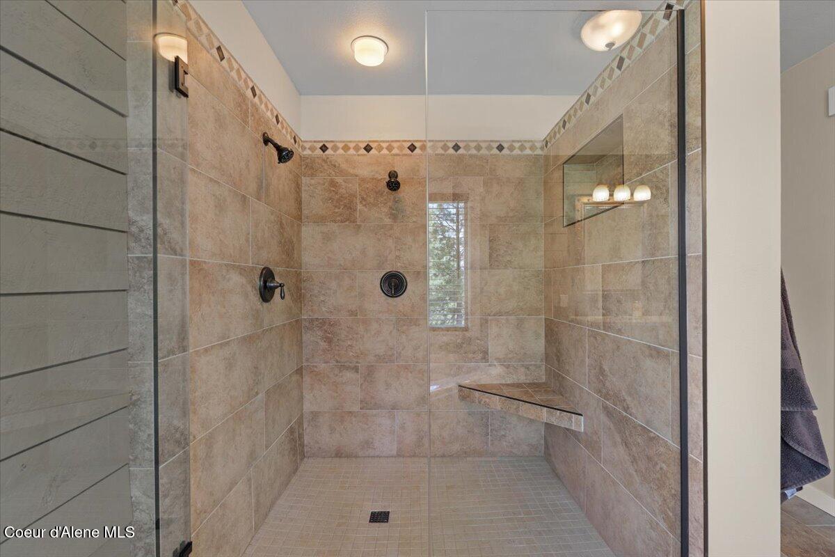 16289 West Summerfield Road Post Falls, ID 83854 - Photo 23 of 66 master shower