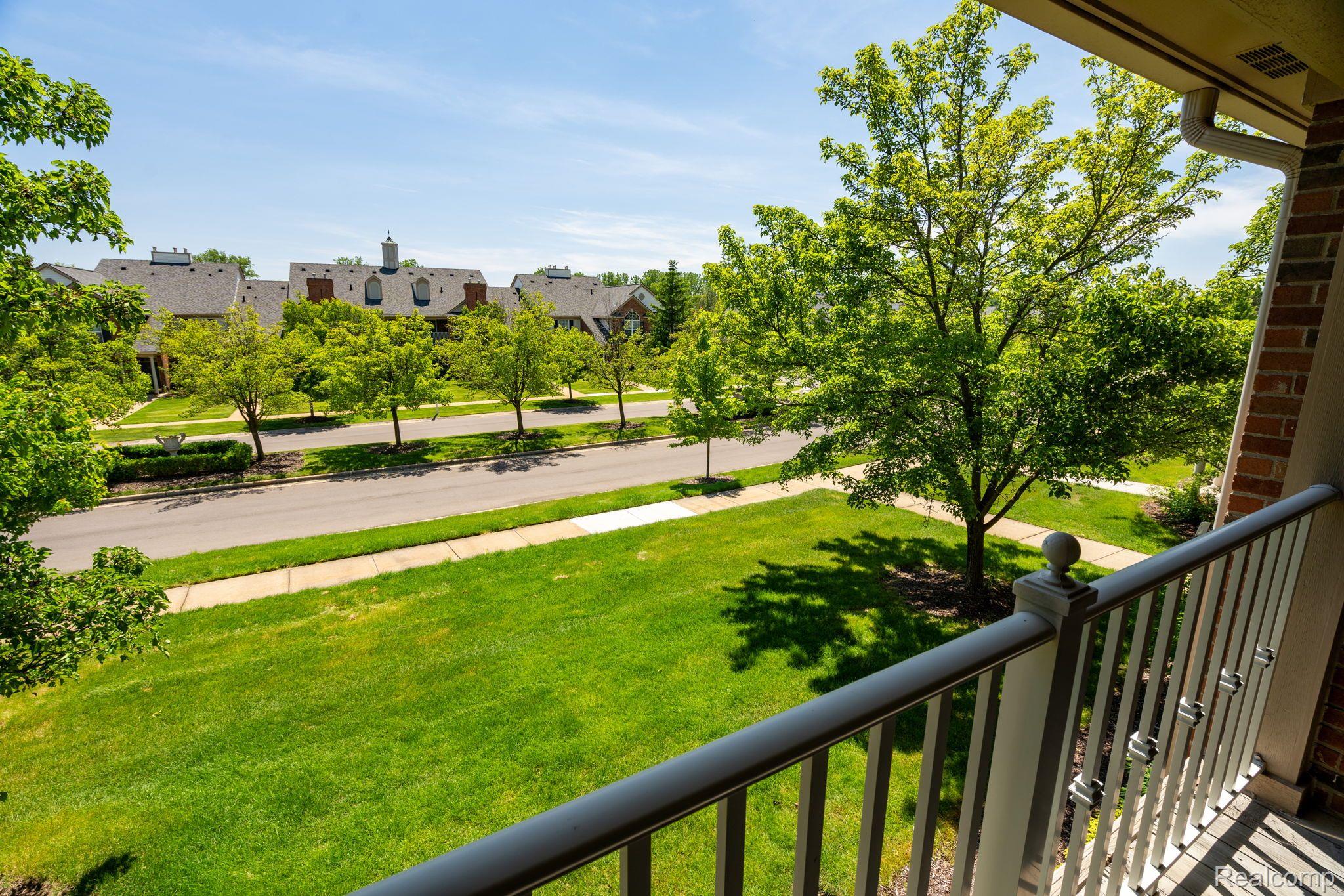 3570 Oakmonte Boulevard, Unit 100 Rochester, MI 48306 - Photo 27 of 29 Gallery Image 27