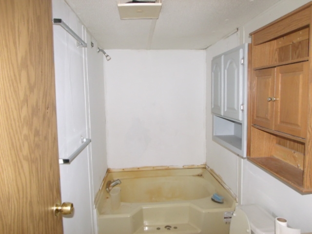 4665 East State Road Hale, MI 48739 - Photo 11 of 14 1816495-10.JPG