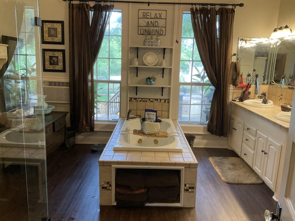 198 Fm 2974 Rd Center Center, TX 75935 - Photo 38 of 50 a living room with furniture and a large window