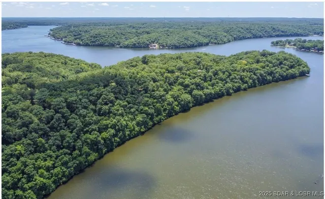 $775,945 | Gravois Arm) Gravois Arm) Timber Ridge Estates, Barnett, MO 65011