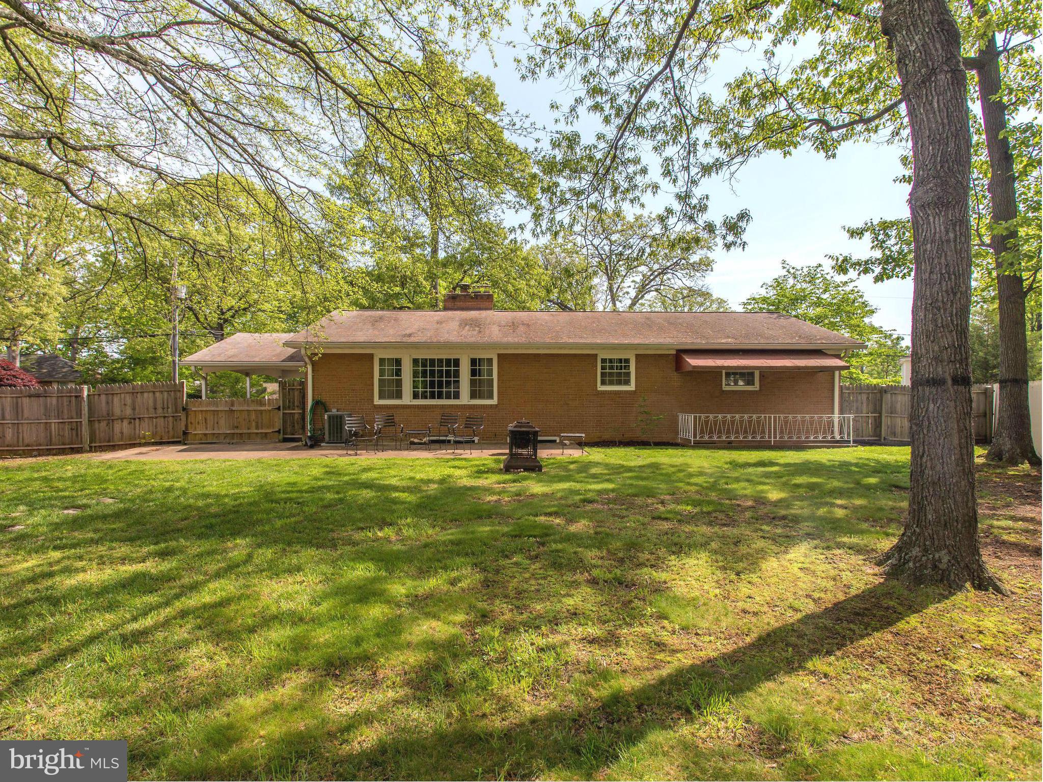6302 Wayles Street Springfield, VA 22150 - Photo 24 of 28 Exterior (Rear)