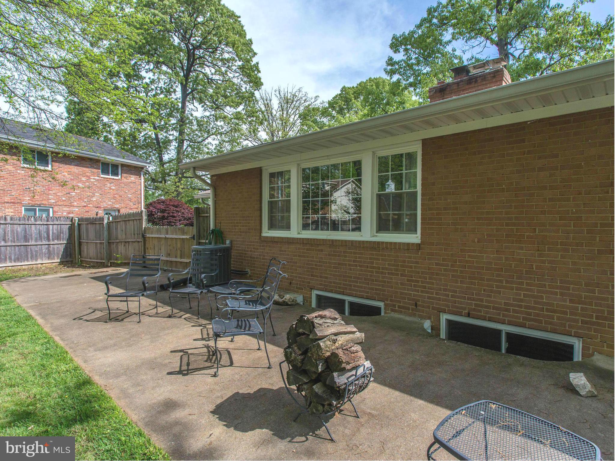 6302 Wayles Street Springfield, VA 22150 - Photo 27 of 28 Exterior (Rear)