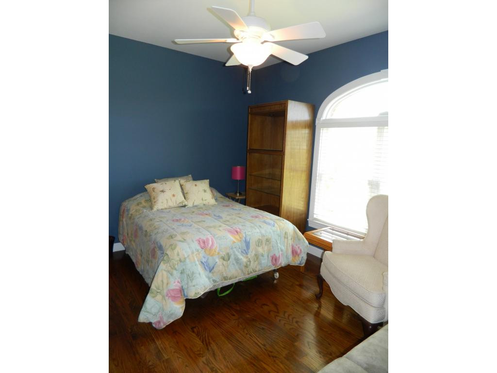 1020 Mitchell Road Kingsport, TN 37663 - Photo 19 of 32 Bedroom 2