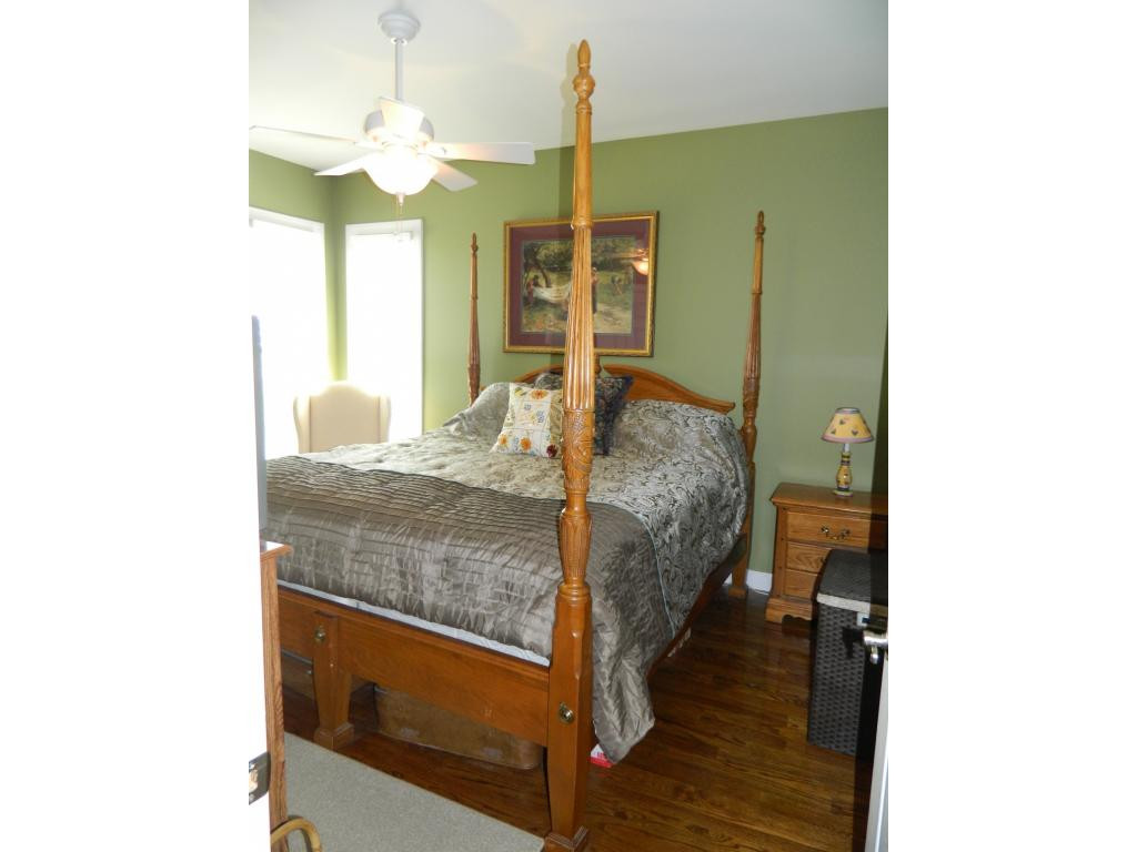1020 Mitchell Road Kingsport, TN 37663 - Photo 22 of 32 Bedroom 3