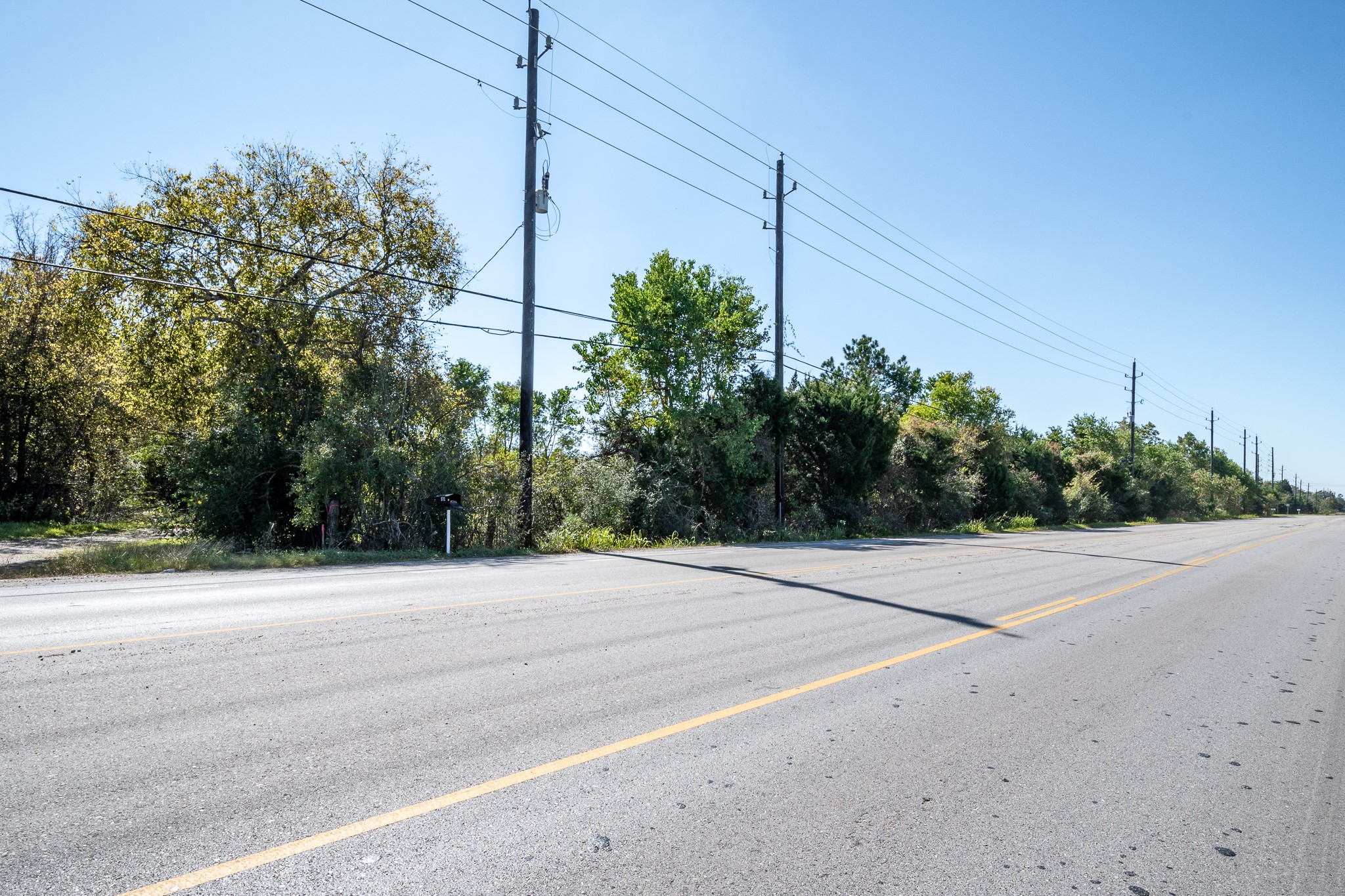 5610 South Farm-to-Market 565 Road Baytown, TX 77523 - Photo 19 of 20 a backyard of a house