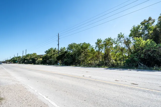 $2,090,000 | 5610 South Farm-to-Market 565 Road, Baytown, TX 77523