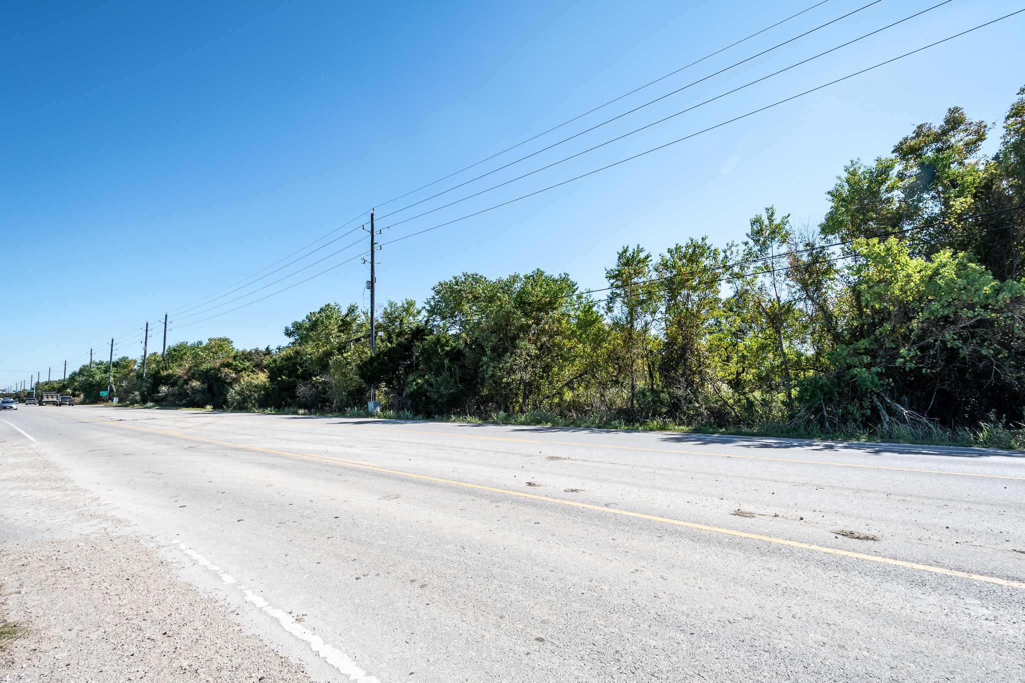 5610 South Farm-to-Market 565 Road Baytown, TX 77523 - Photo 20 of 20 a view of a dry yard