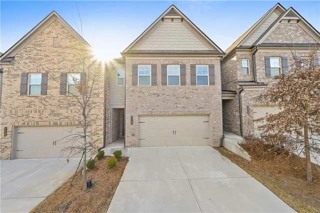 $420,000 | 3229 Weyhill Trail, Buford, GA 30519
