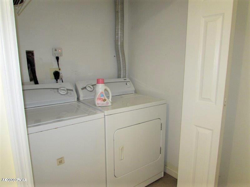 137 Roundhill Road Dingmans Ferry, PA 18328 - Photo 23 of 31