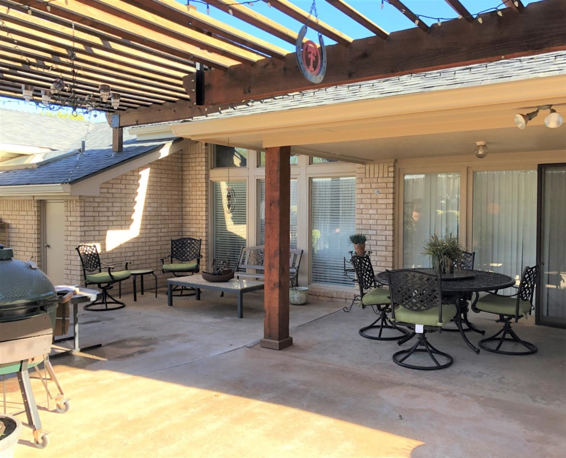 4018 88th Place Lubbock, TX 79423 - Photo 27 of 31 a view of a lobby with furniture and floor to ceiling window