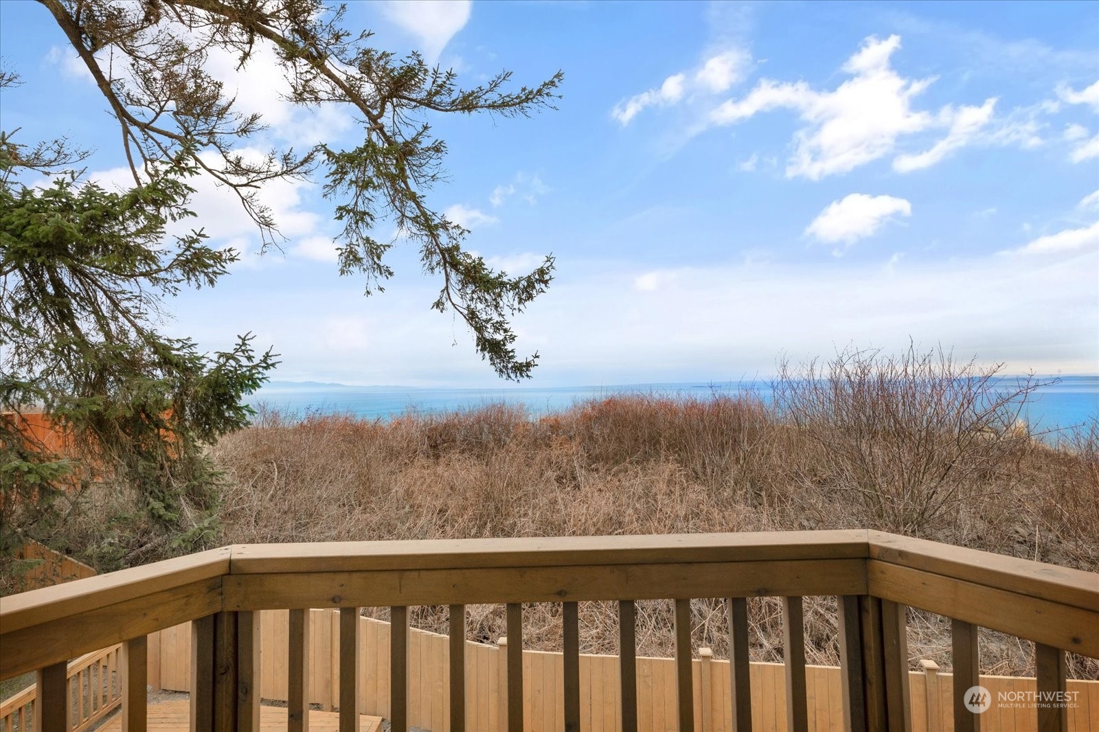 2313 West Beach Road Oak Harbor, WA 98277 - Photo 24 of 40 Gallery Image 24