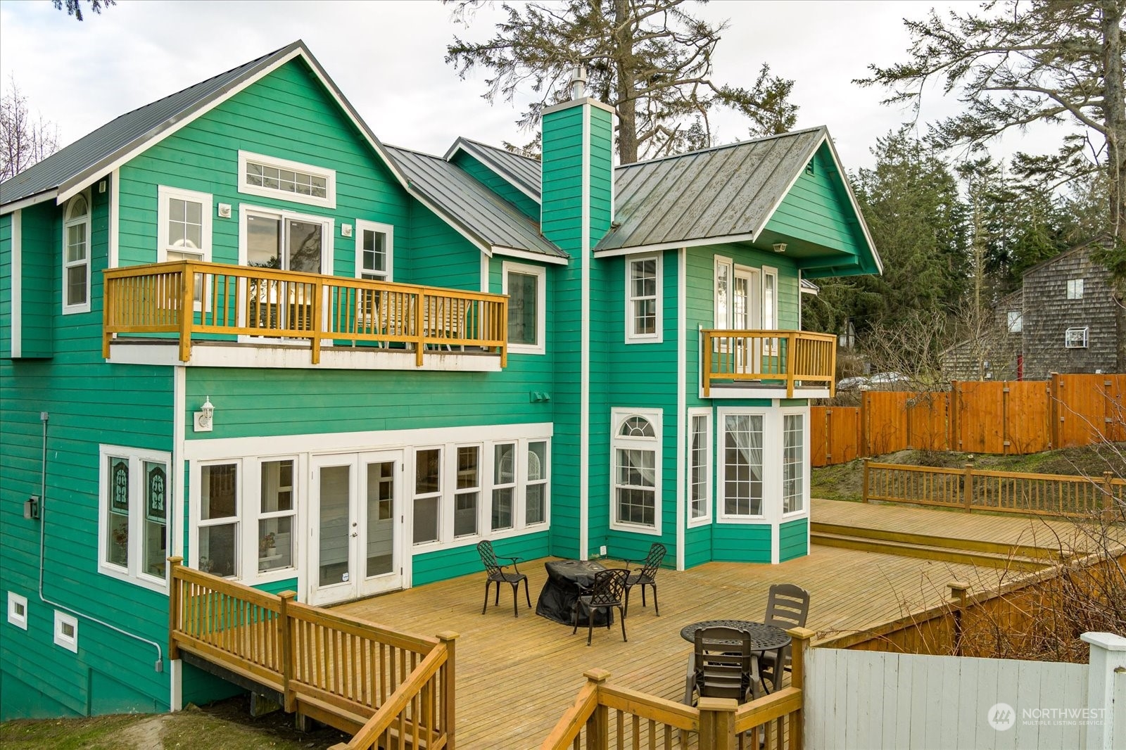 2313 West Beach Road Oak Harbor, WA 98277 - Photo 28 of 40 Gallery Image 28