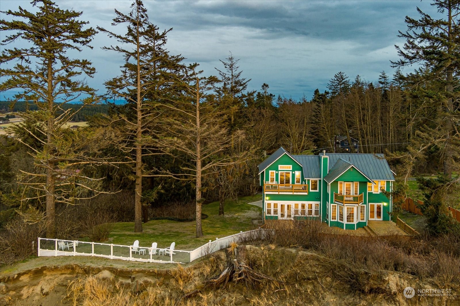2313 West Beach Road Oak Harbor, WA 98277 - Photo 31 of 40 Gallery Image 31