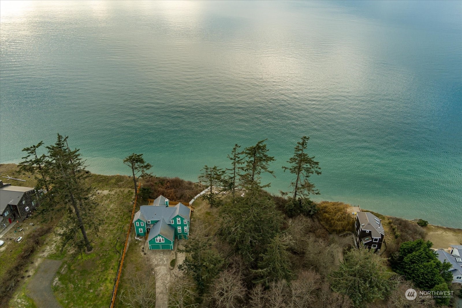 2313 West Beach Road Oak Harbor, WA 98277 - Photo 35 of 40 Gallery Image 35