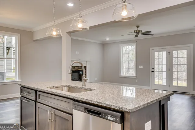 a view of livingroom with hardwood