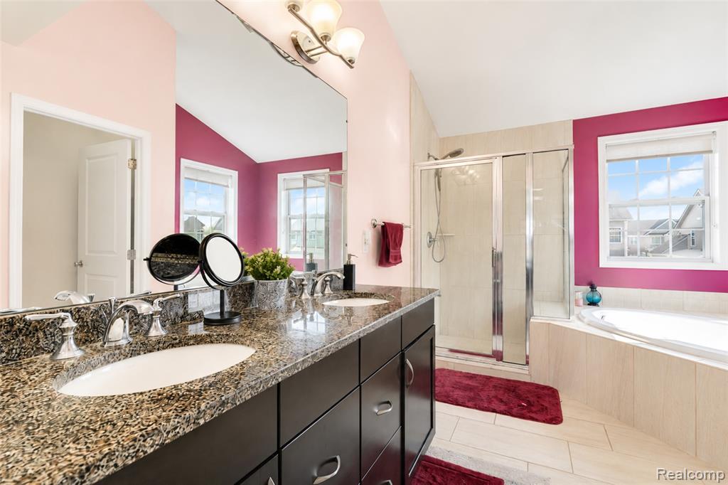 50873 North Scarborough Road Canton, MI 48188 - Photo 15 of 33