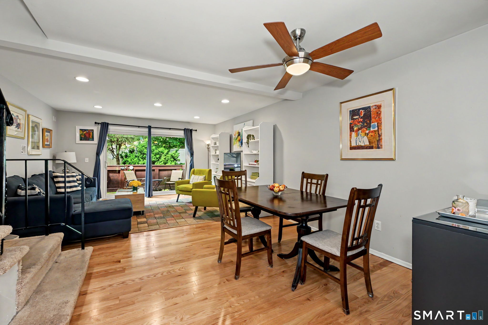 19 Colonial Road, Unit 8 Stamford, CT 06906 - Photo 5 of 21
