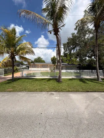 $4,500 | 7500 Southwest 98th Court, Miami, FL 33173