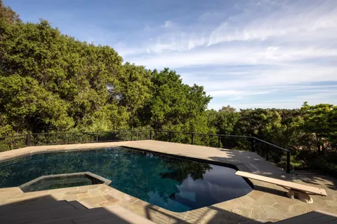 $6,495,000 | 10669 Magdalena Road, Los Altos Hills, CA 94024
