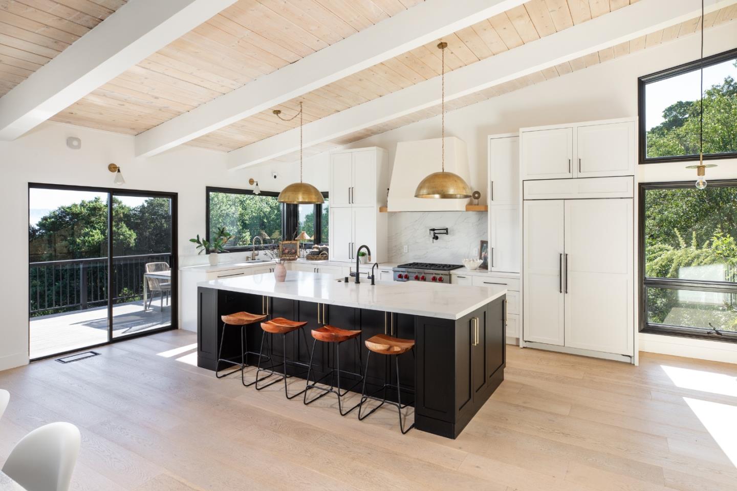 10669 Magdalena Road Los Altos Hills, CA 94024 - Photo 11 of 48