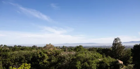 $6,495,000 | 10669 Magdalena Road, Los Altos Hills, CA 94024