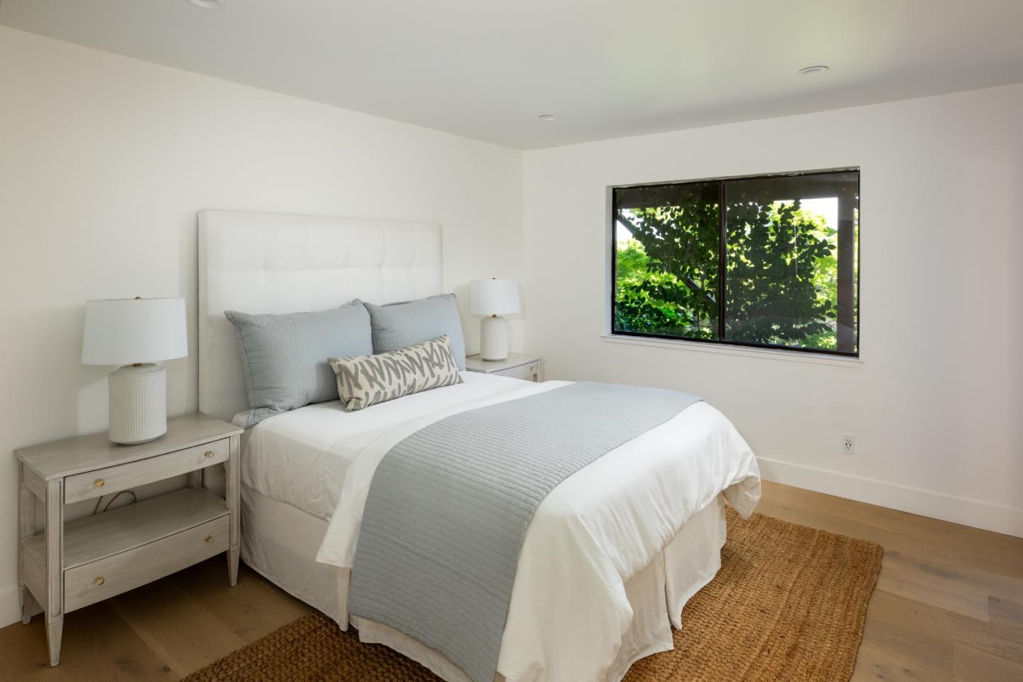 10669 Magdalena Road Los Altos Hills, CA 94024 - Photo 36 of 48