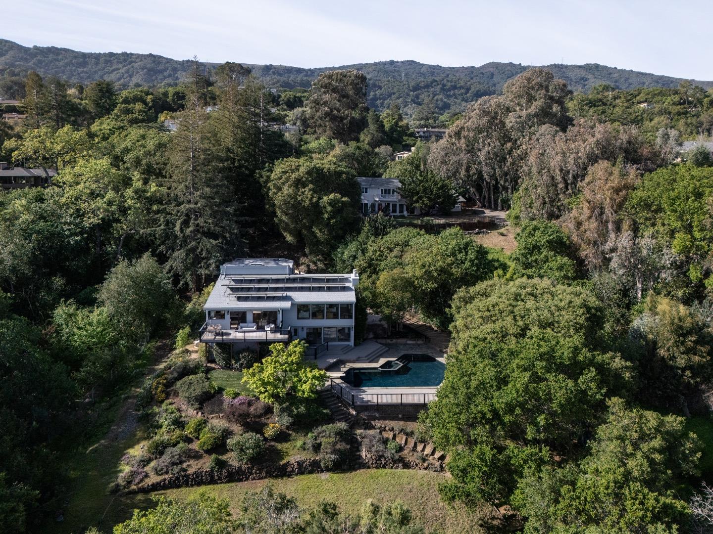 10669 Magdalena Road Los Altos Hills, CA 94024 - Photo 46 of 48