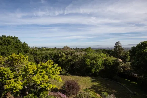 $6,495,000 | 10669 Magdalena Road, Los Altos Hills, CA 94024