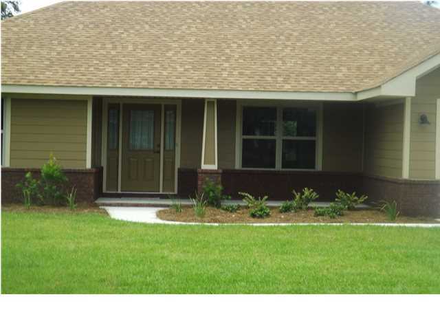 6760 Codell Street Navarre, FL 32566 - Photo 2 of 37 Gallery Image 2