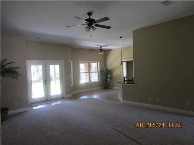6760 Codell Street Navarre, FL 32566 - Photo 4 of 37 Gallery Image 4