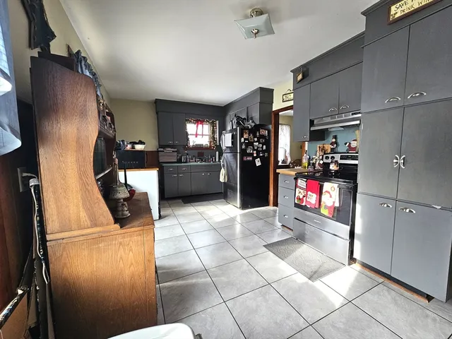 $400,000 | 4-6 Dalton Street, Wilbraham, MA 01095