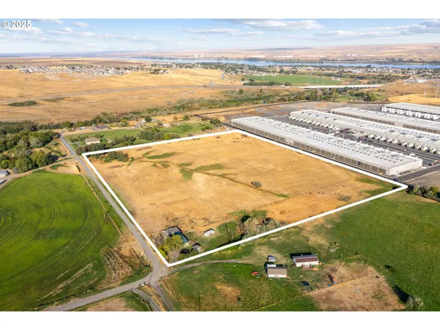 $970,000 | 30083 Copper Lane, Hermiston, OR 97838