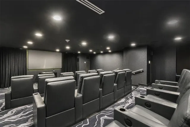 $999,000 | 5 Renaissance Square, Unit 26B, White Plains, NY 10601