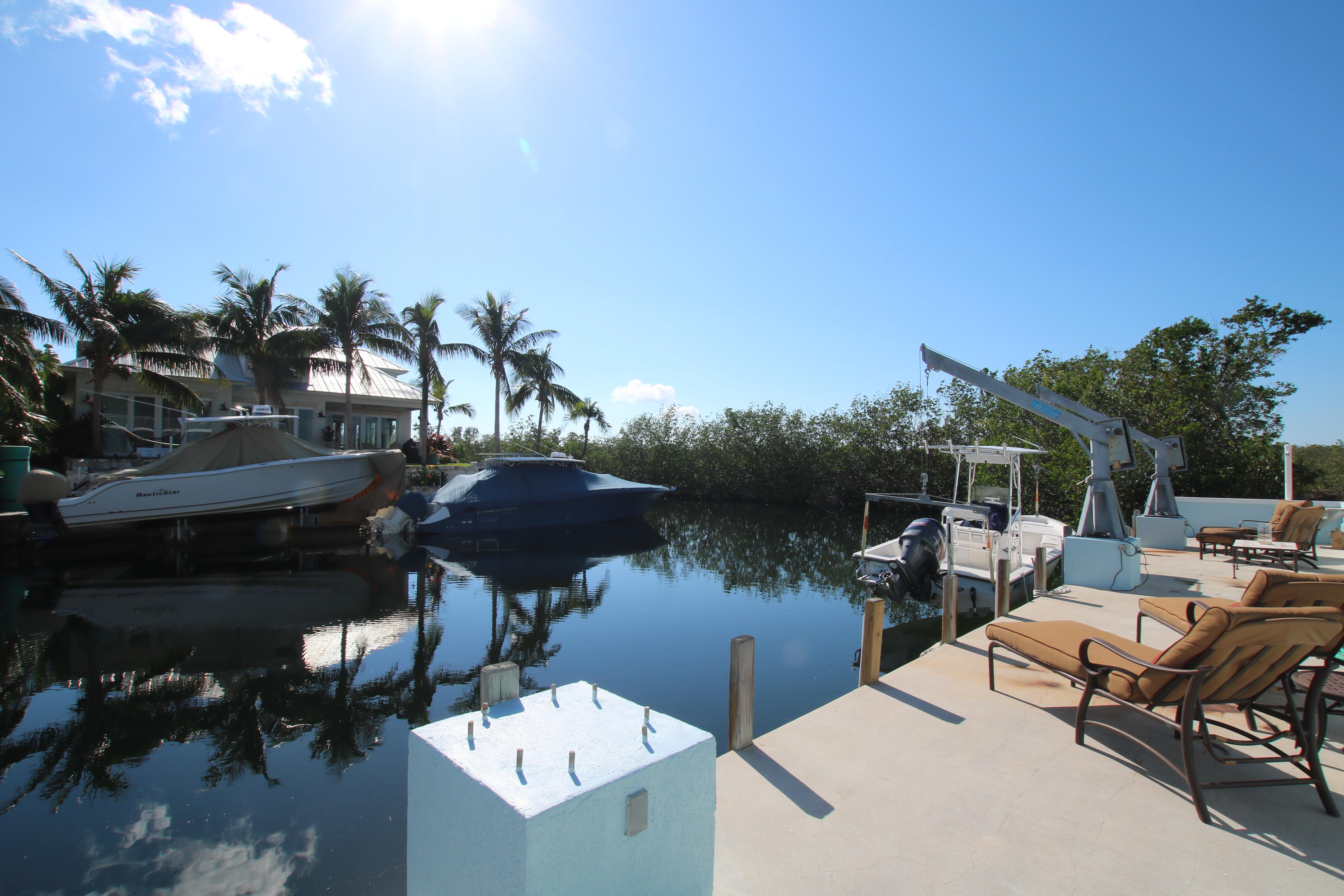 123 Bluebird Road Tavernier, FL 33070 - Photo 11 of 52 virtual-tour-253618-49