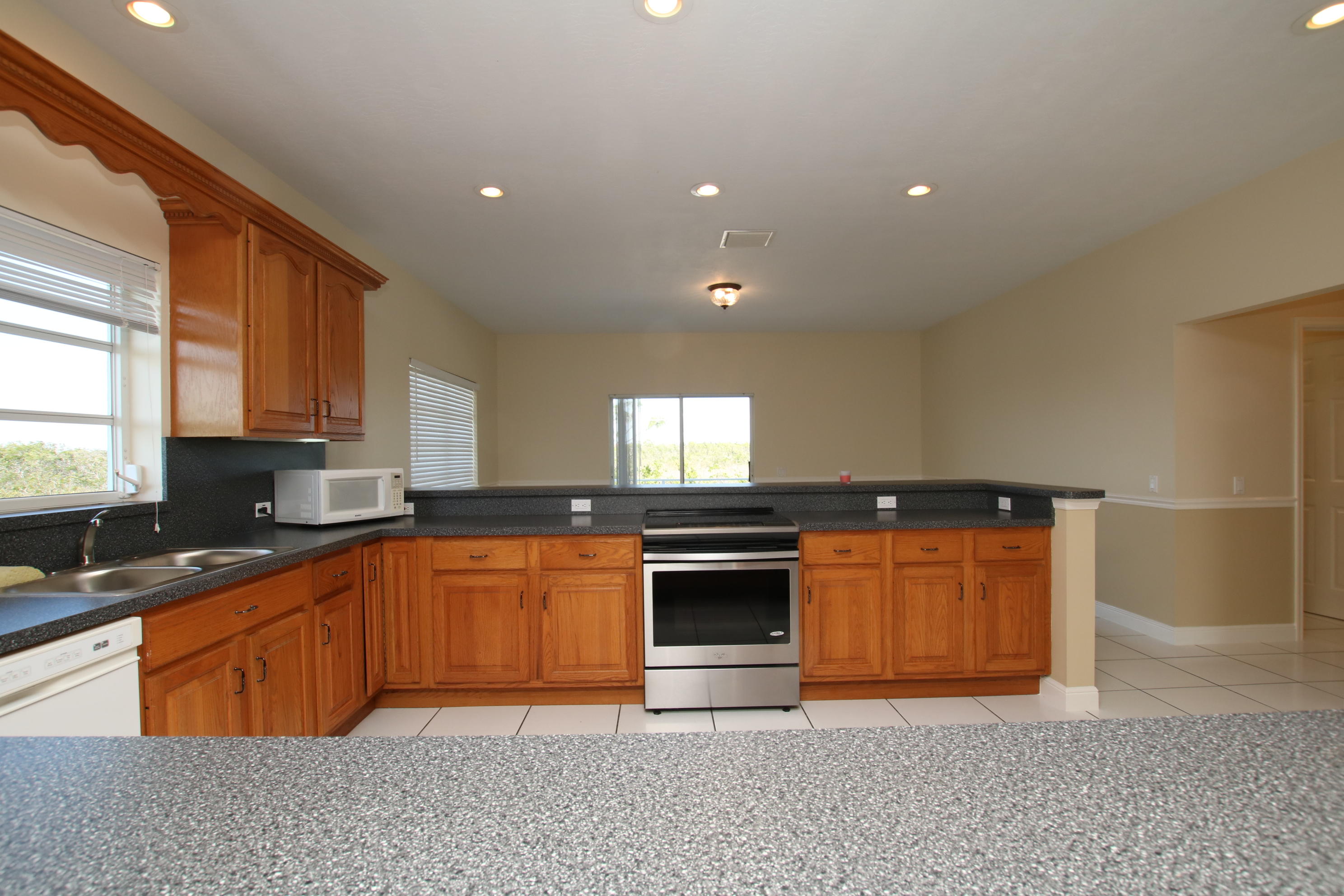 123 Bluebird Road Tavernier, FL 33070 - Photo 20 of 52 virtual-tour-253618-08