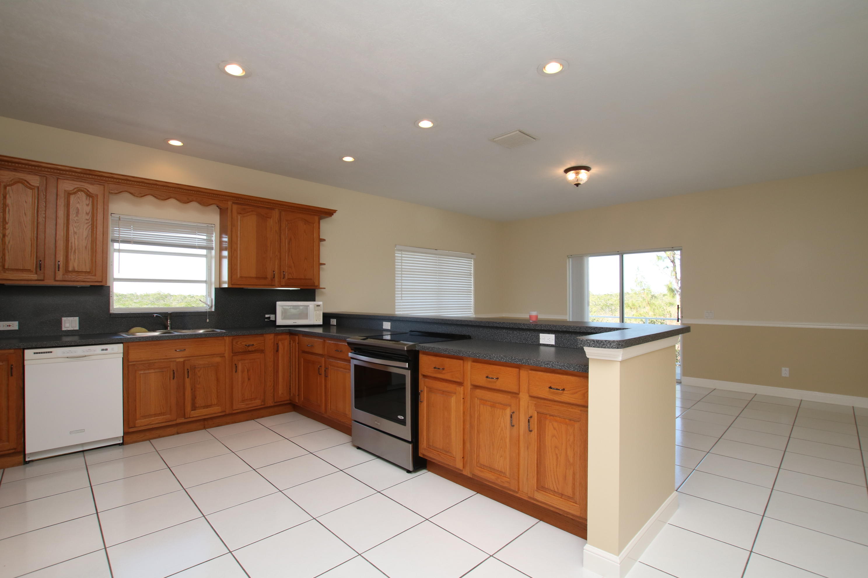 123 Bluebird Road Tavernier, FL 33070 - Photo 21 of 52 virtual-tour-253618-09
