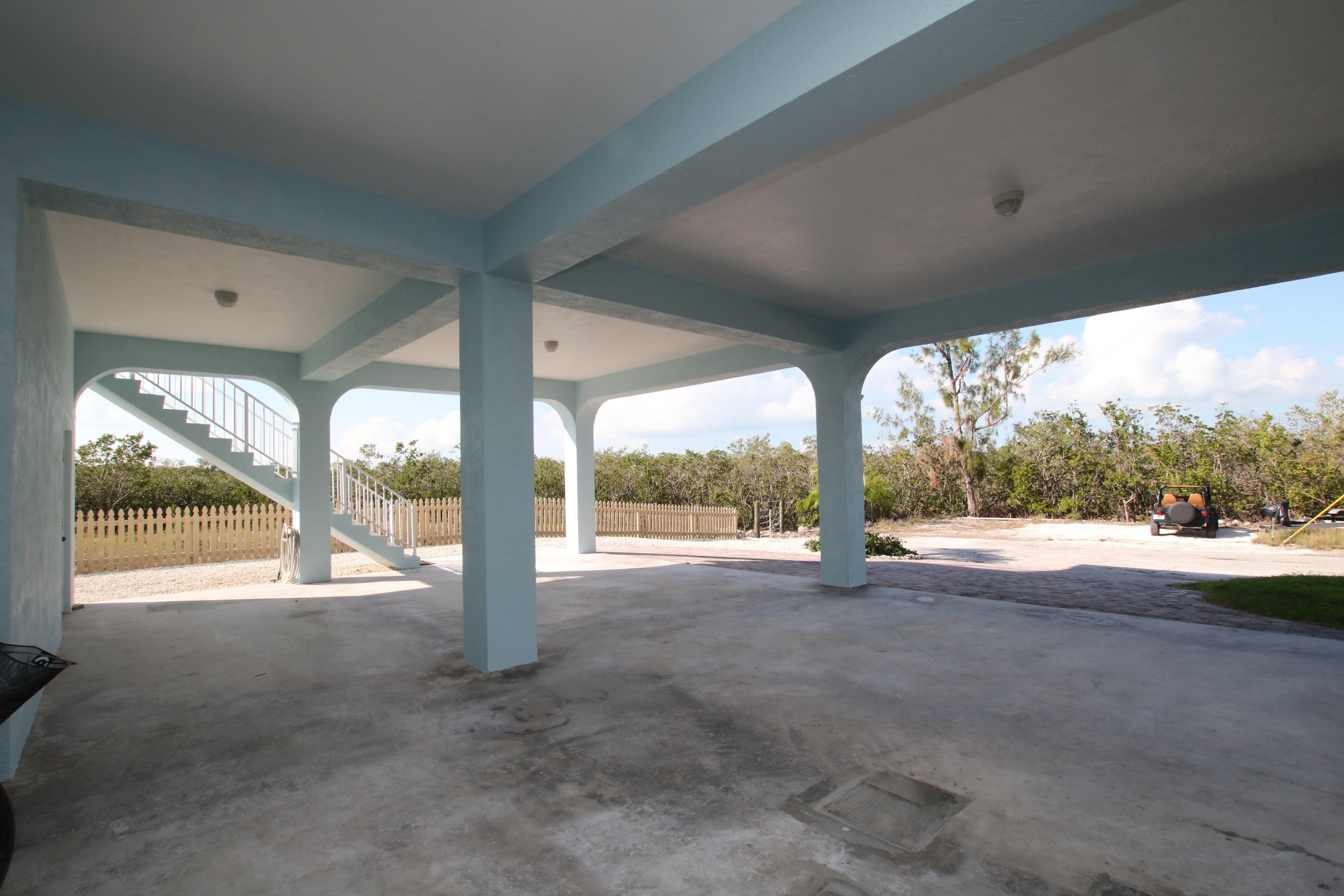 123 Bluebird Road Tavernier, FL 33070 - Photo 6 of 52 IMG_5886