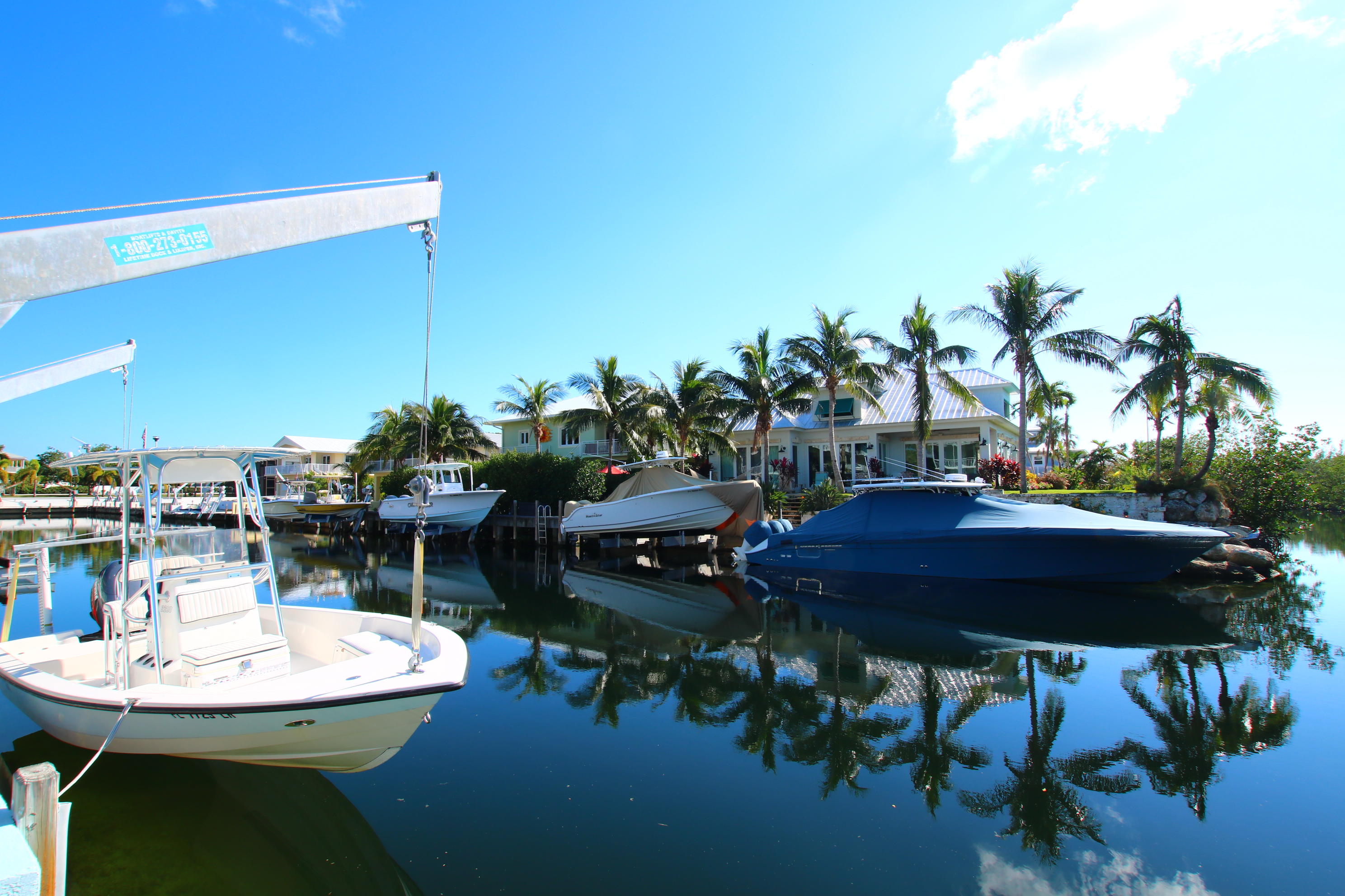 123 Bluebird Road Tavernier, FL 33070 - Photo 10 of 52 virtual-tour-253618-47