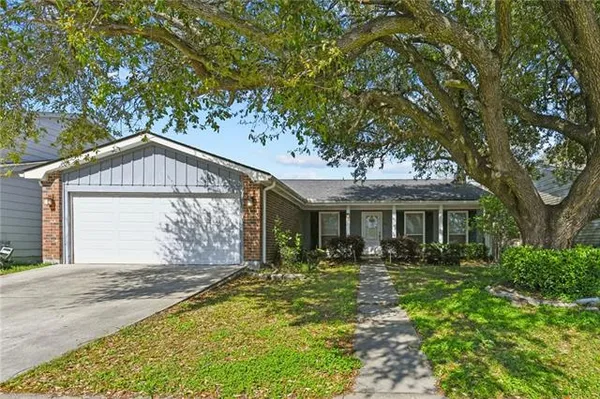 $249,900 | 1404 Drake Lane, Gretna, LA 70056