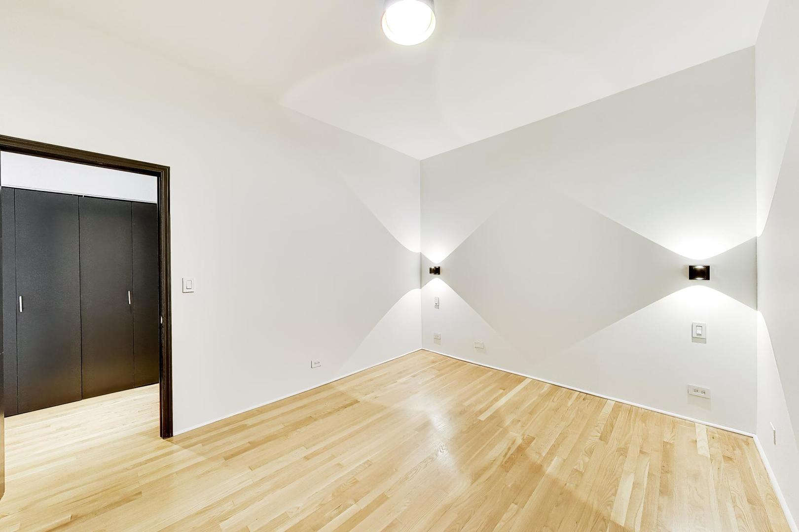 1021 South State Street, Unit 408 Chicago, IL 60605 - Photo 15 of 31