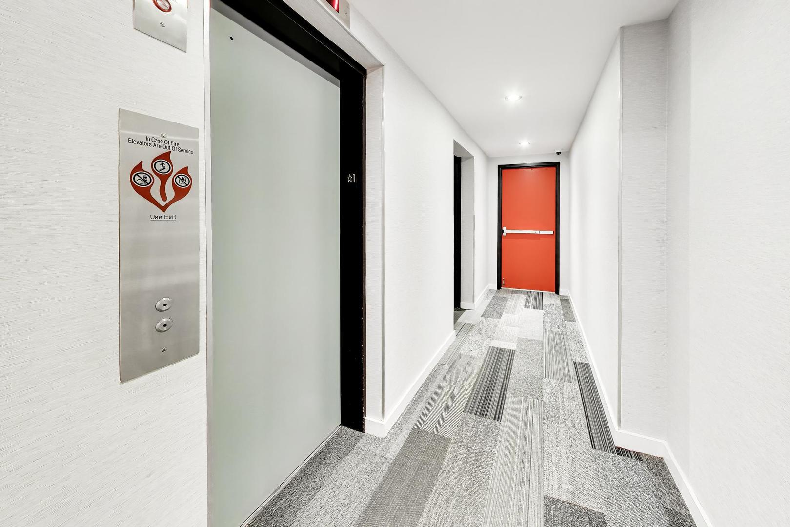 1021 South State Street, Unit 408 Chicago, IL 60605 - Photo 5 of 31