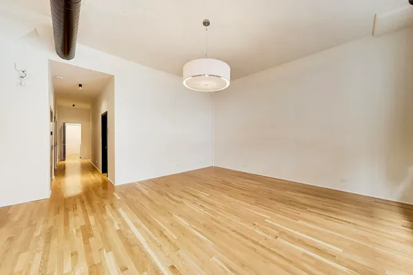 $2,445 | 1021 South State Street, Unit 408, Chicago, IL 60605