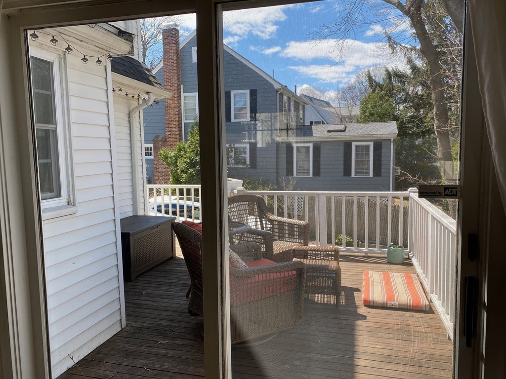 22 Cleveland Road Wellesley, MA 02481 - Photo 10 of 22